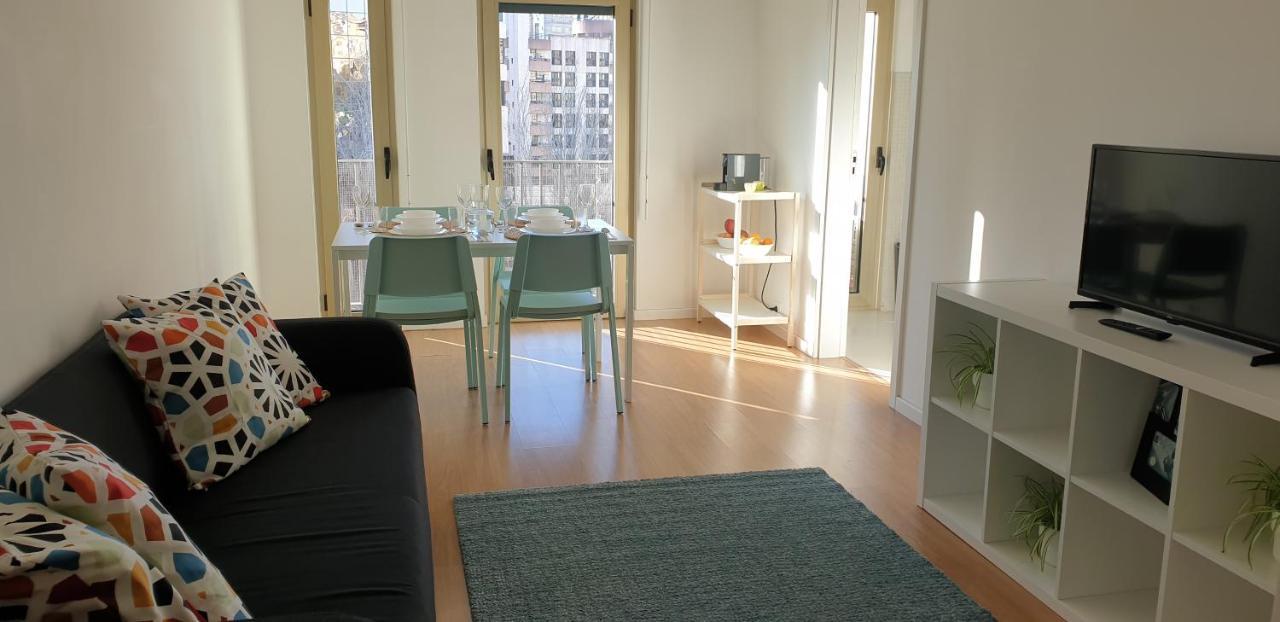 5Min Walk From Subway Station & Free Parking Appartement Lissabon Buitenkant foto